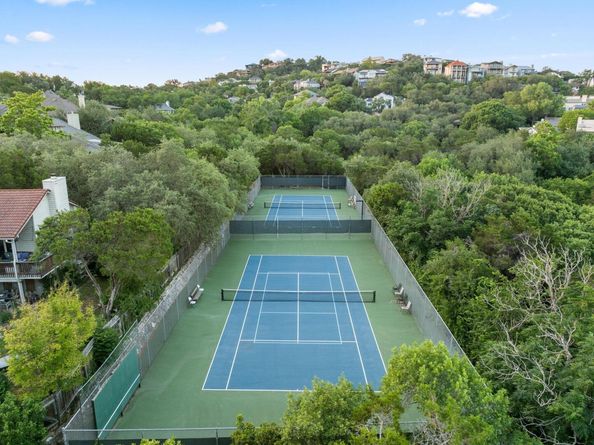 5913 N West PL, Austin TX 78731