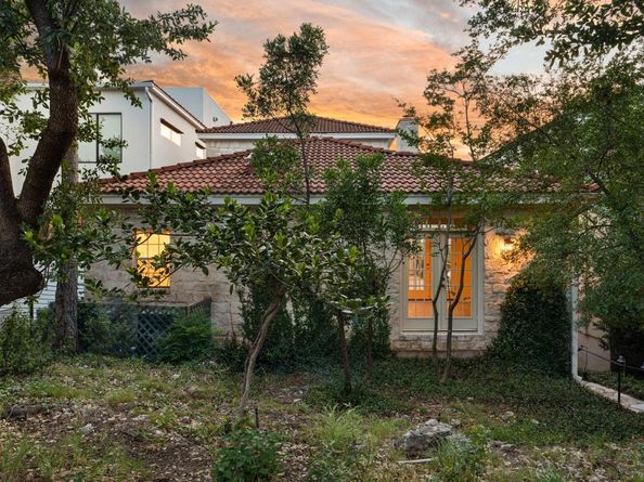 5913 N West PL, Austin TX 78731