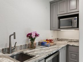 11700 Eagles Glen Dr, Austin TX 78732