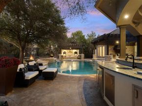 11700 Eagles Glen Dr, Austin TX 78732