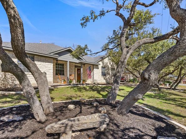 333 Hurst Creek RD, Lakeway TX 78734