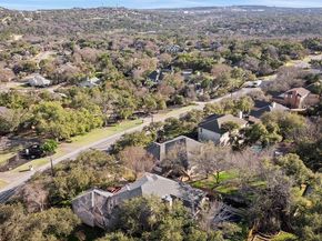 333 Hurst Creek RD, Lakeway TX 78734