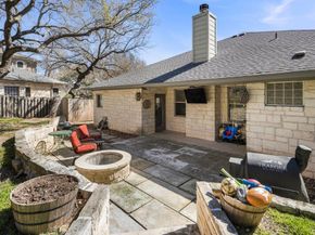 333 Hurst Creek RD, Lakeway TX 78734