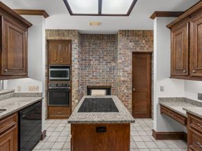 11115 Shady Hollow DR, Austin TX 78748