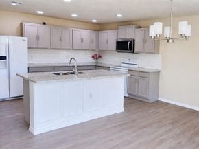 5211 Viewpoint DR, Austin TX 78744