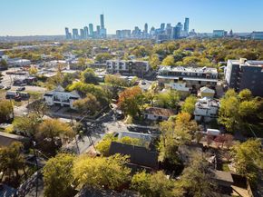 2002 E 13th ST A, Austin TX 78702