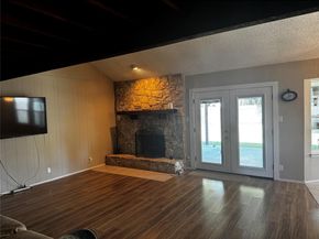 407 Hillside DR, Round Rock TX 78681
