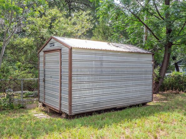 2104 New York Ave, Austin TX 78702