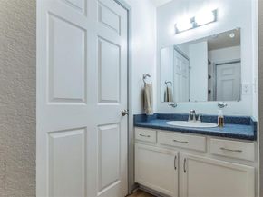2104 New York Ave, Austin TX 78702
