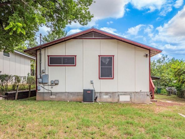 2104 New York Ave, Austin TX 78702
