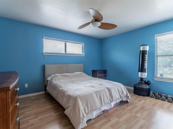 2104 New York Ave, Austin TX 78702