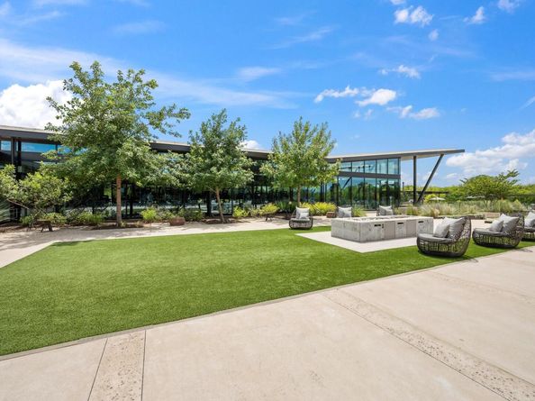 9304 Apogee BLVD, Austin TX 78744