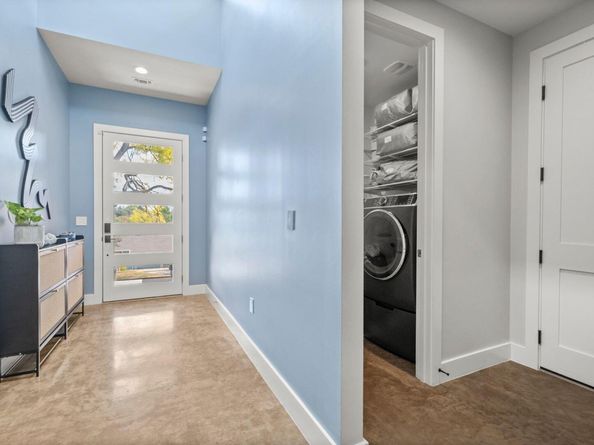 4110 Idlewild RD B, Austin TX 78731