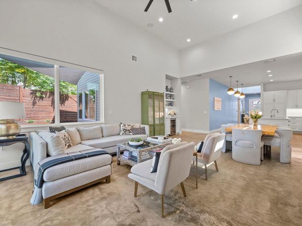 4110 Idlewild RD B, Austin TX 78731