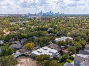 4110 Idlewild RD B, Austin TX 78731