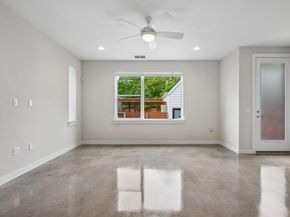 4020 Airport BLVD 14, Austin TX 78722