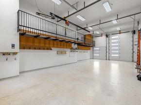 9207 Claxton DR, Austin TX 78736