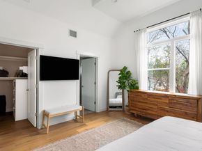 4602 Alf Ave B, Austin TX 78721