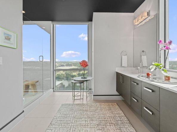 222 West Ave 1701, Austin TX 78701