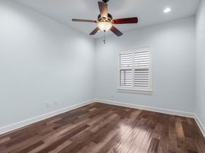 6533 E Hill DR 24, Austin TX 78731