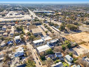 206 E Live Oak ST C, Austin TX 78704