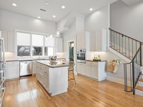 206 E Live Oak ST C, Austin TX 78704