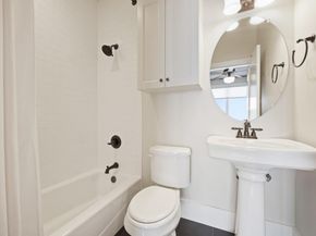 206 E Live Oak ST C, Austin TX 78704