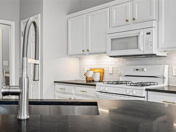 7500 Shadowridge RUN 38, Austin TX 78749