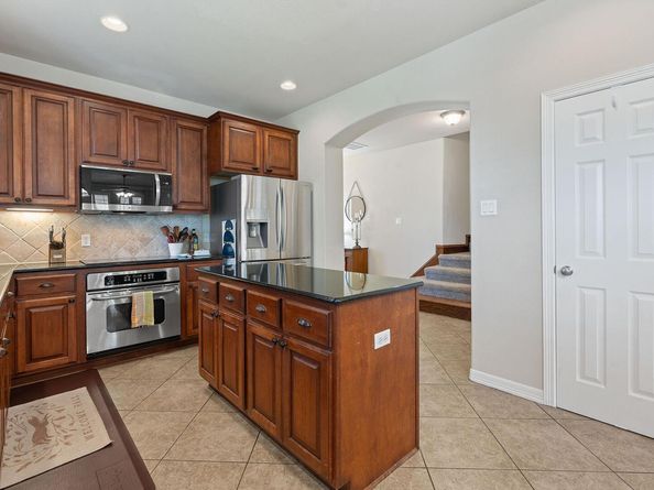 2634 Plantation DR, Round Rock TX 78681