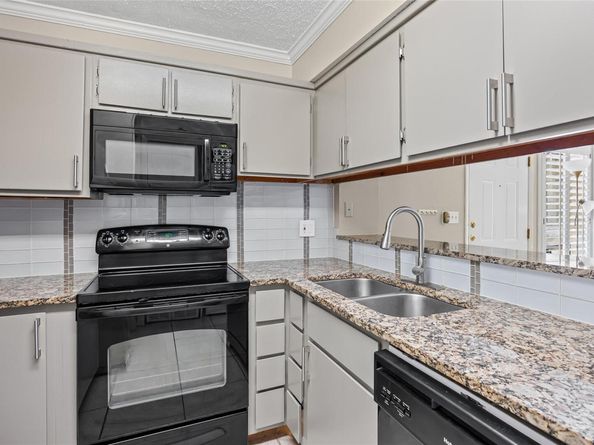 2510 San Gabriel ST 204, Austin TX 78705