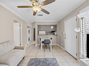 2510 San Gabriel ST 204, Austin TX 78705