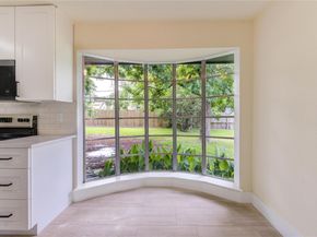 10618 Braewick DR, Houston TX 77096