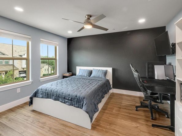 12914 Leatherback LN, Austin TX 78729