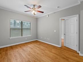 2502 Leon ST 213, Austin TX 78705