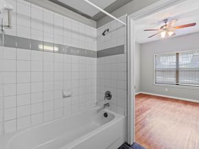 2502 Leon ST 213, Austin TX 78705