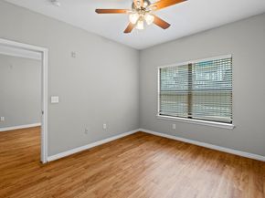 2502 Leon ST 213, Austin TX 78705