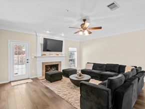 10116 Pinehurst DR, Austin TX 78747