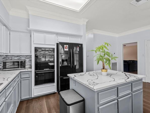 10116 Pinehurst DR, Austin TX 78747