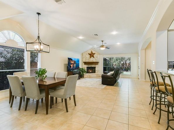 11601 Via Grande DR, Austin TX 78739