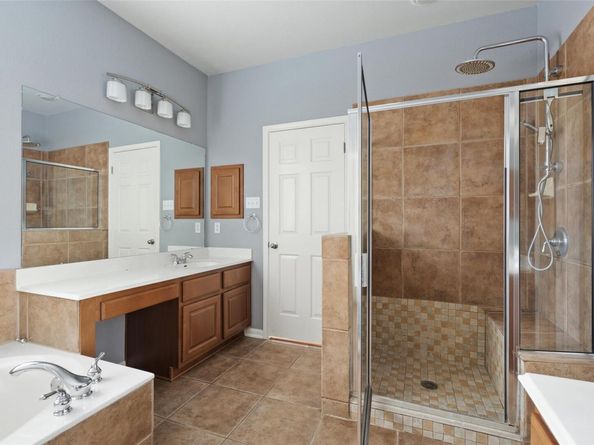 908 Golden Palomino CT, Austin TX 78732