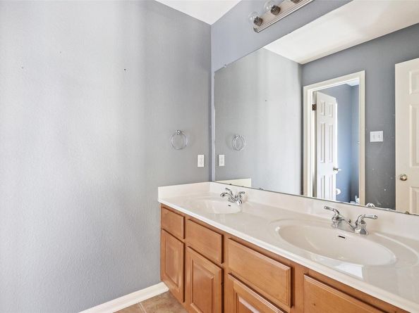 908 Golden Palomino CT, Austin TX 78732