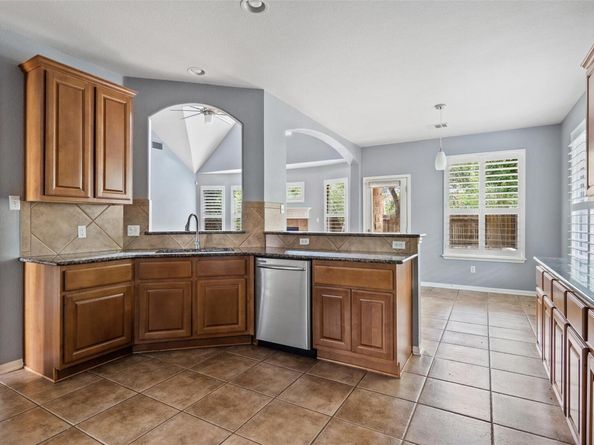 908 Golden Palomino CT, Austin TX 78732
