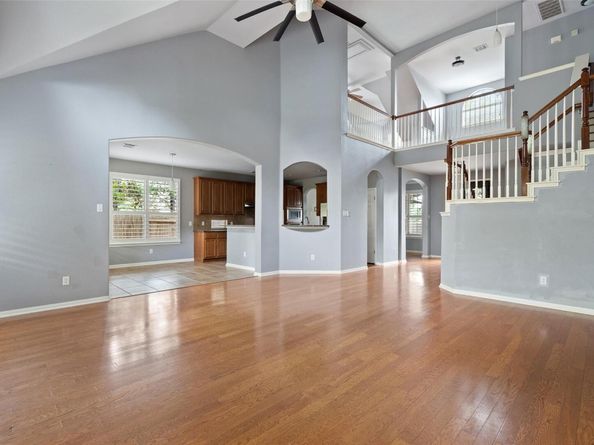 908 Golden Palomino CT, Austin TX 78732