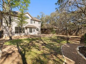 8213 Cheno Cortina TRL, Austin TX 78749