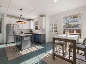 8213 Cheno Cortina TRL, Austin TX 78749