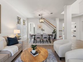 8213 Cheno Cortina TRL, Austin TX 78749