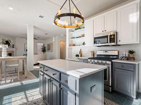 8213 Cheno Cortina TRL, Austin TX 78749