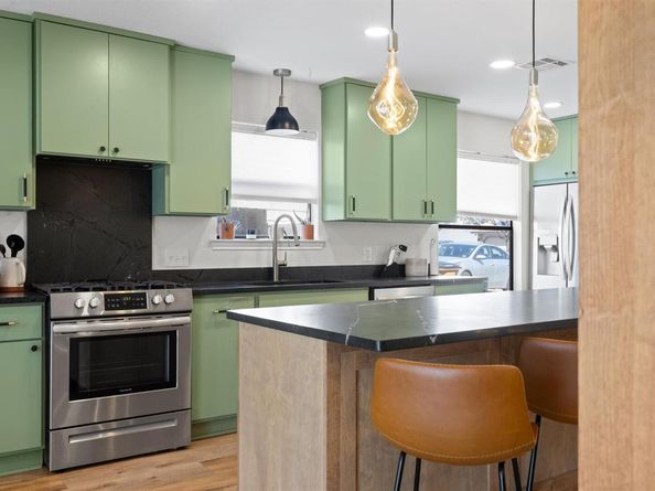 9706 Woodshire DR, Austin TX 78748