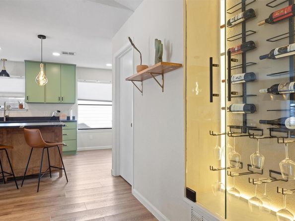9706 Woodshire DR, Austin TX 78748