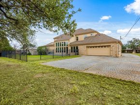 8708 Balcones Club DR, Austin TX 78750